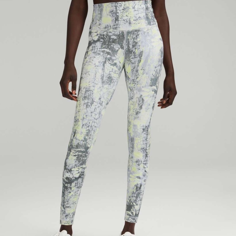 Lululemon Wunder train high rise leggings 28” length size 6
